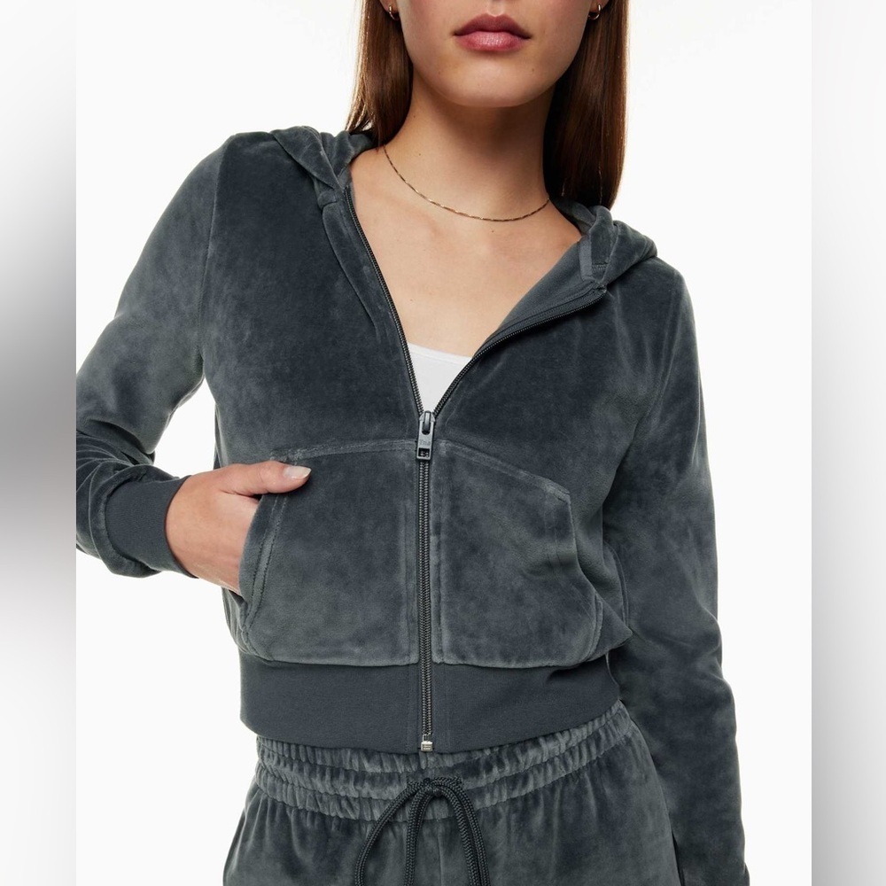 Aritzia Tna Velour Zip Hoodie in Gray size small velvet loungewear comfy